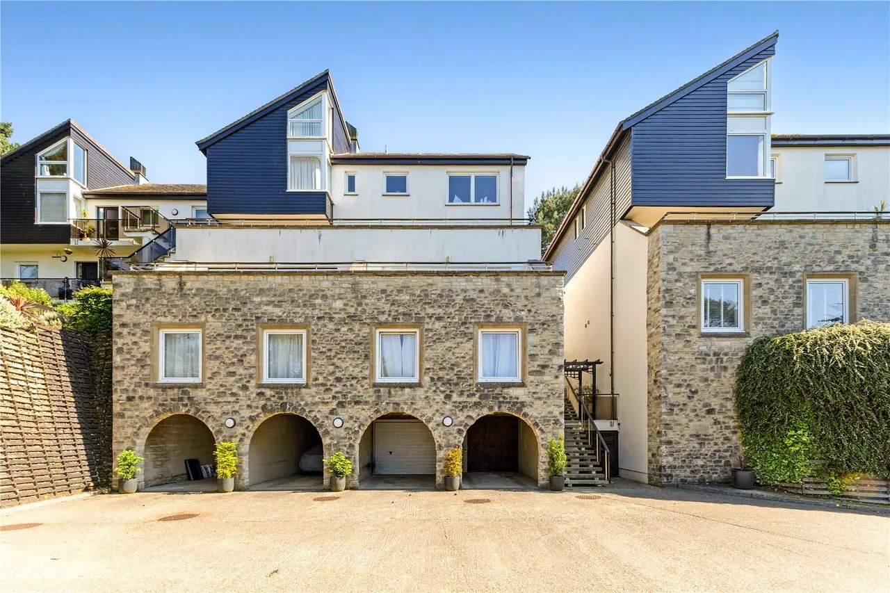 Seacombe Road, Poole, Dorset, BH13 7RJ, photo 2