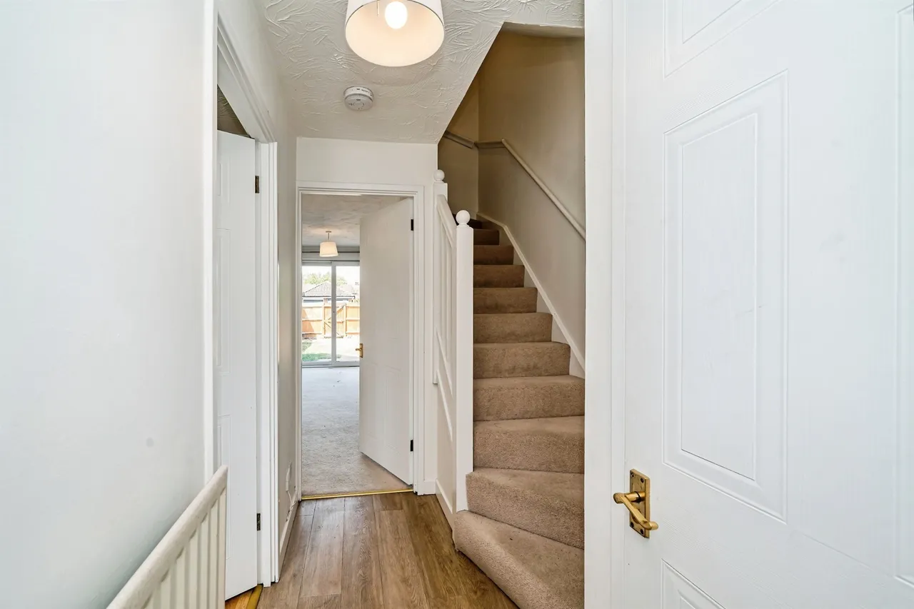 Friarscroft Way, Aylesbury, photo 8