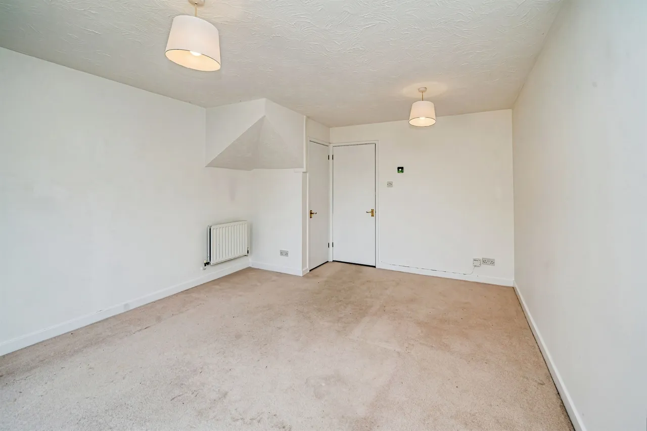 Friarscroft Way, Aylesbury, photo 5