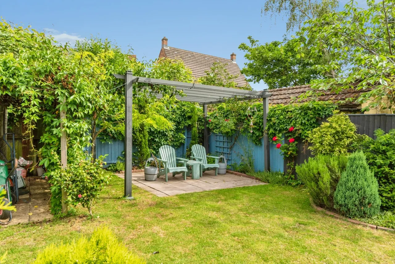 Beacon Hill Road, Newark, NG24, photo 21
