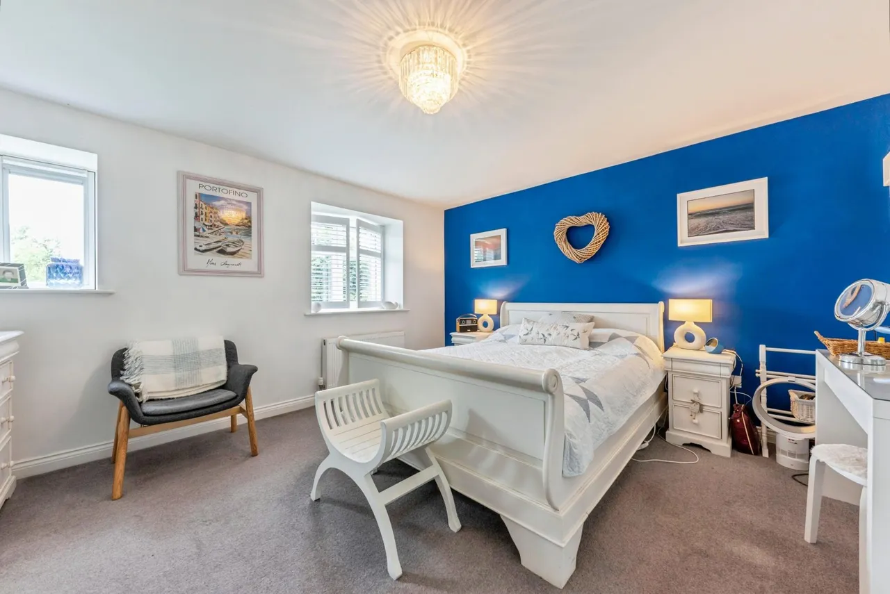Beacon Hill Road, Newark, NG24, photo 12