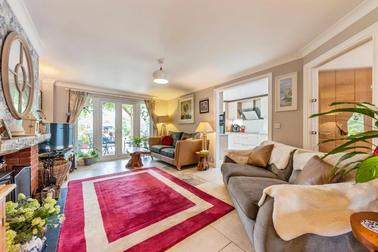 Beacon Hill Road, Newark, NG24, photo 6