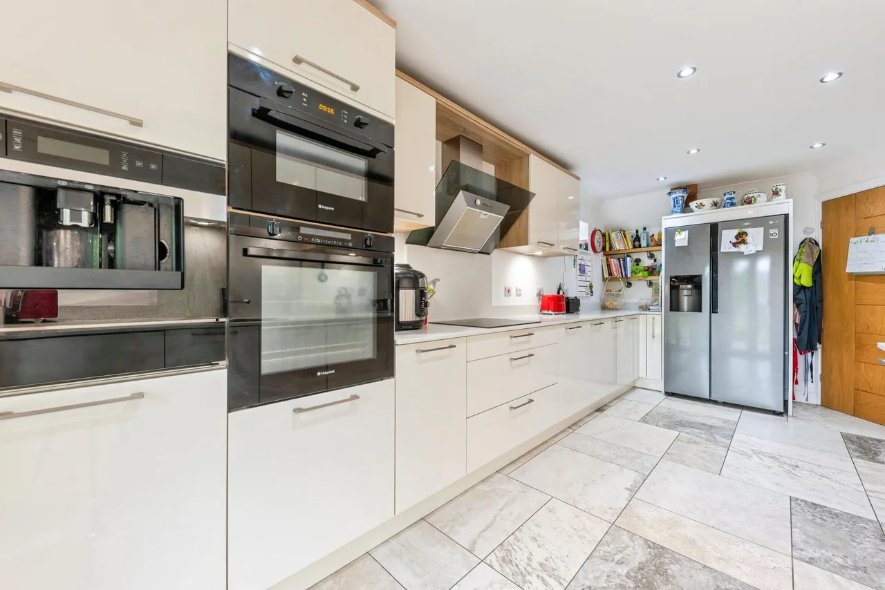 Beacon Hill Road, Newark, NG24, photo 5