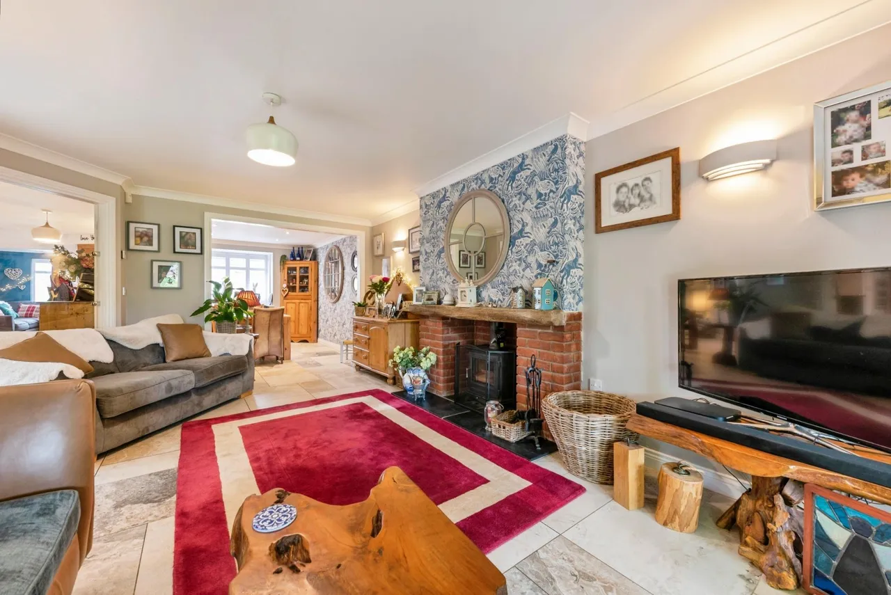 Beacon Hill Road, Newark, NG24, photo 9