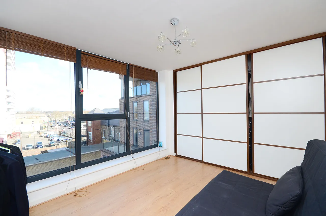 6 Hanah House, 150 Maryland Street, London, photo 10