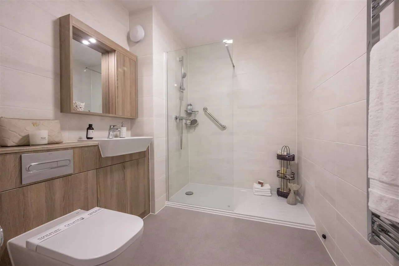 Crookham Road, Fleet, GU51, photo 4