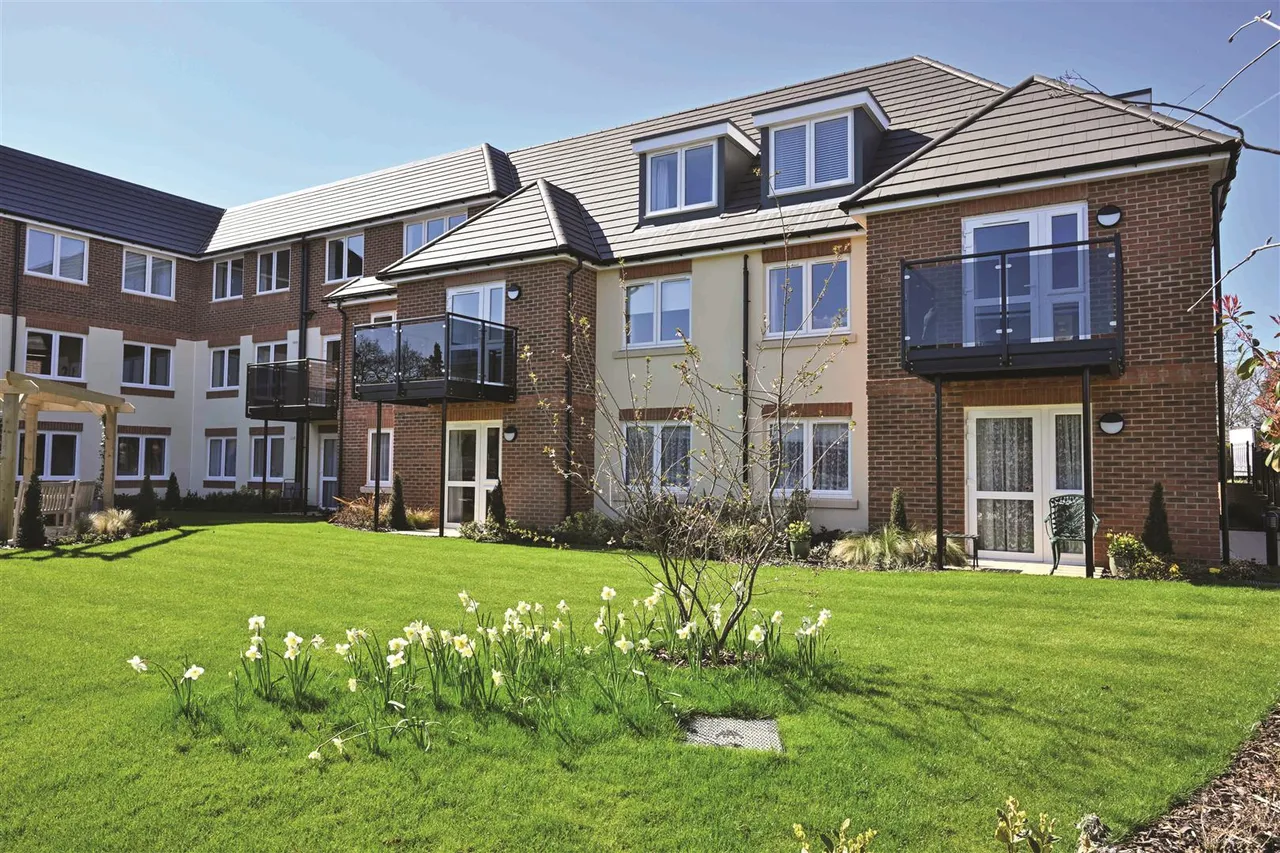 Crookham Road, Fleet, GU51, photo 10