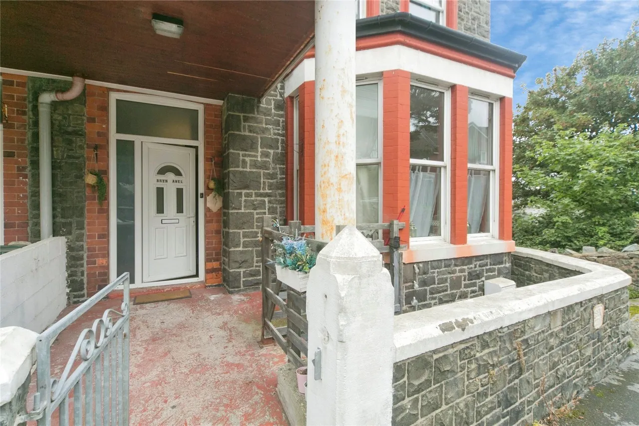 Esplanade, Penmaenmawr, LL34, photo 22