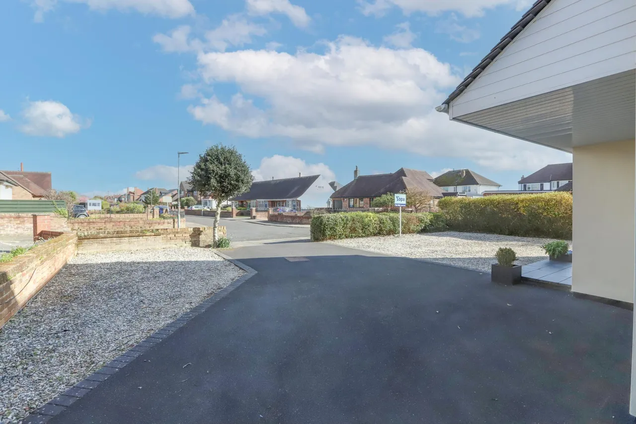 Lancaster Avenue, Lytham St. Annes, FY8, photo 35
