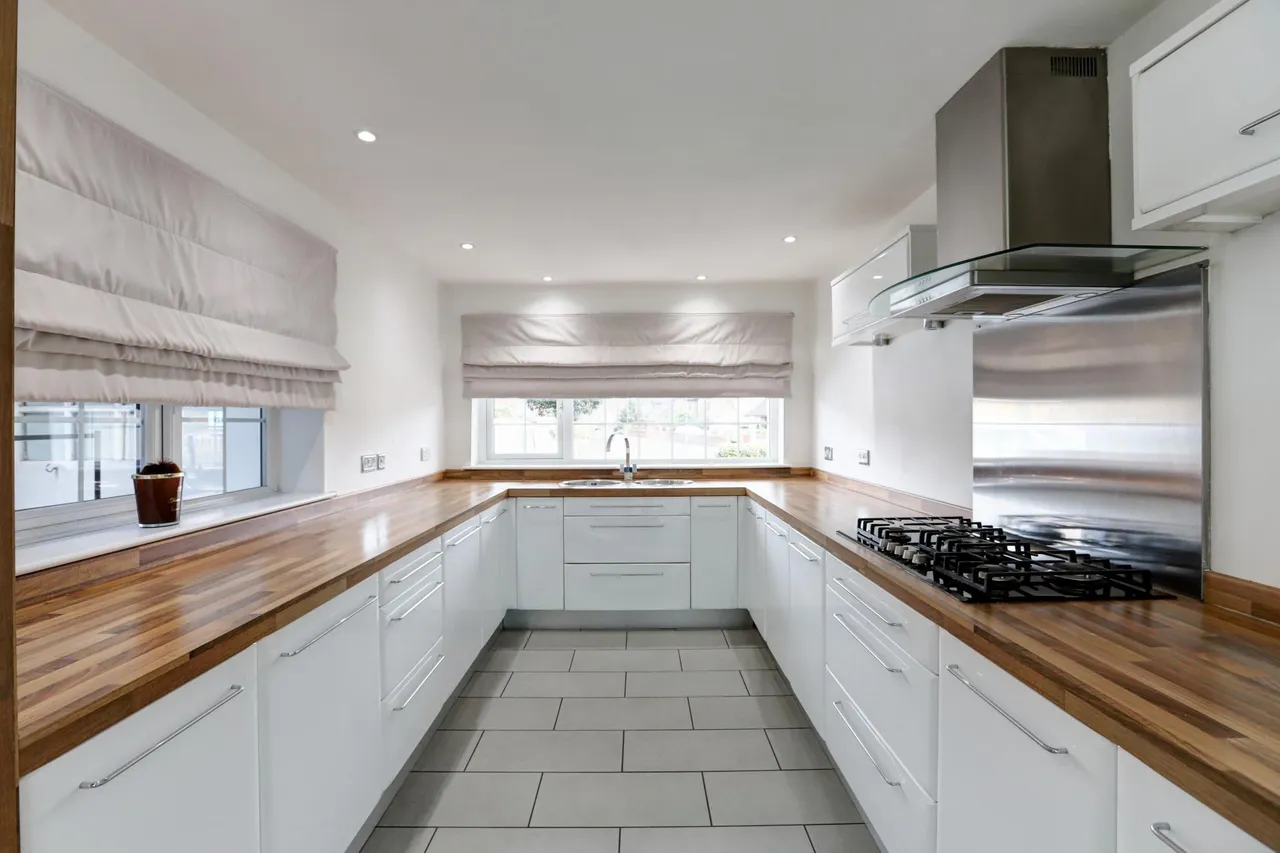 Lancaster Avenue, Lytham St. Annes, FY8, photo 15
