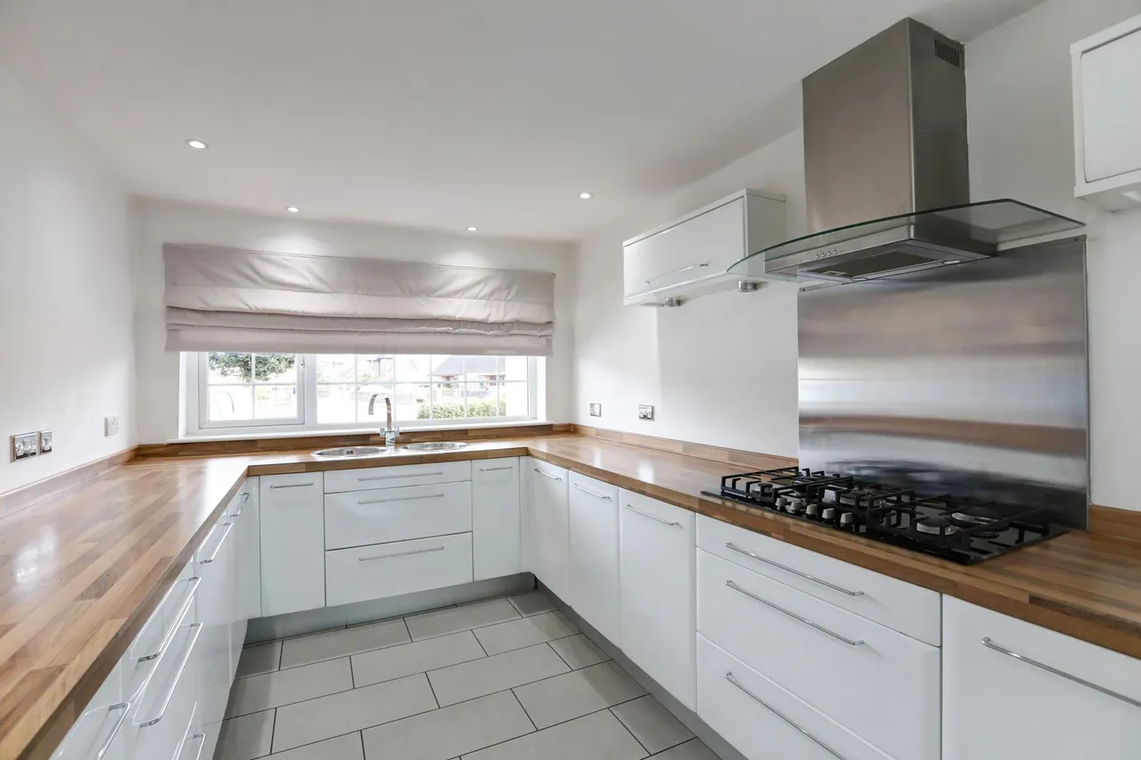 Lancaster Avenue, Lytham St. Annes, FY8, photo 16
