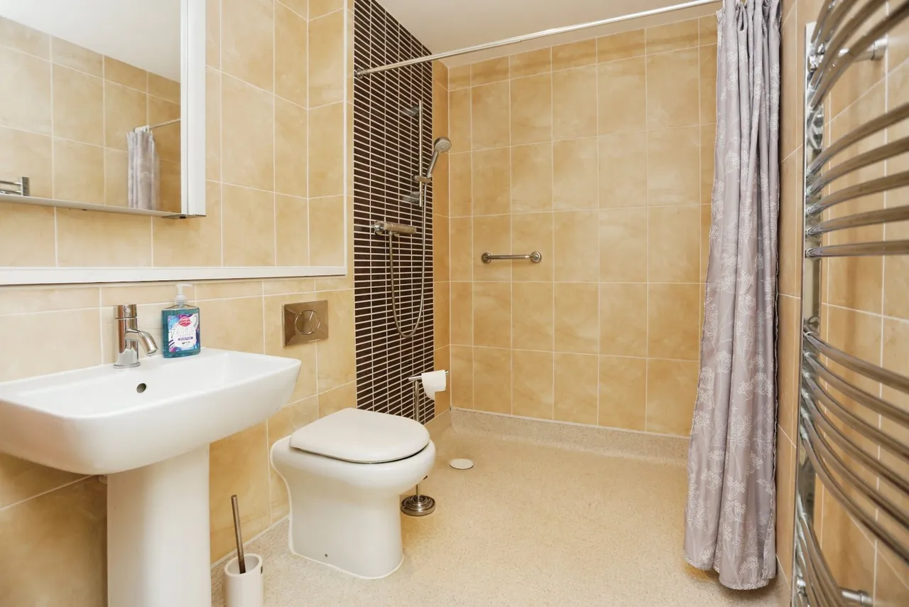 Nelstrop Road, Heaton Chapel, SK4, photo 11