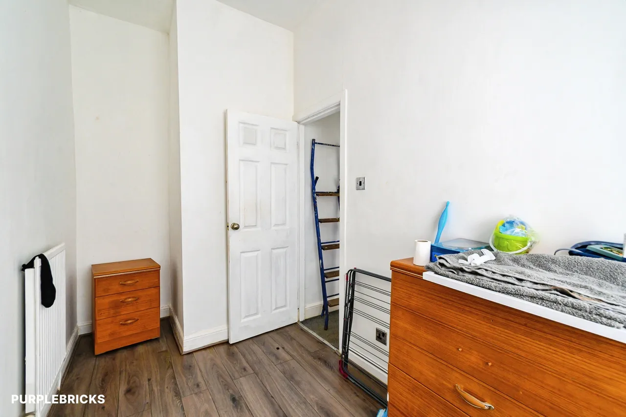 Heights Lane, Rochdale, OL12, photo 14