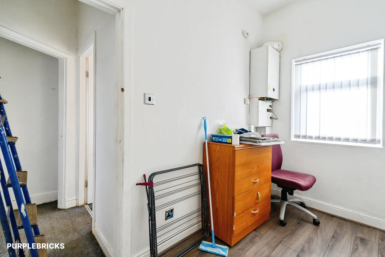 Heights Lane, Rochdale, OL12, photo 15