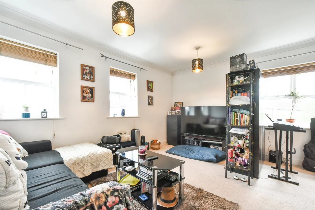 Grouse Road, Calne, SN11, photo 2