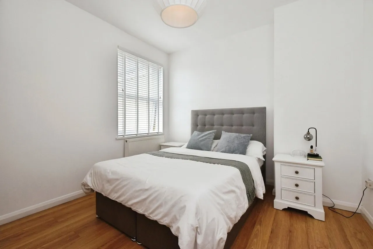 Waun Road, Llanelli, SA15, photo 8