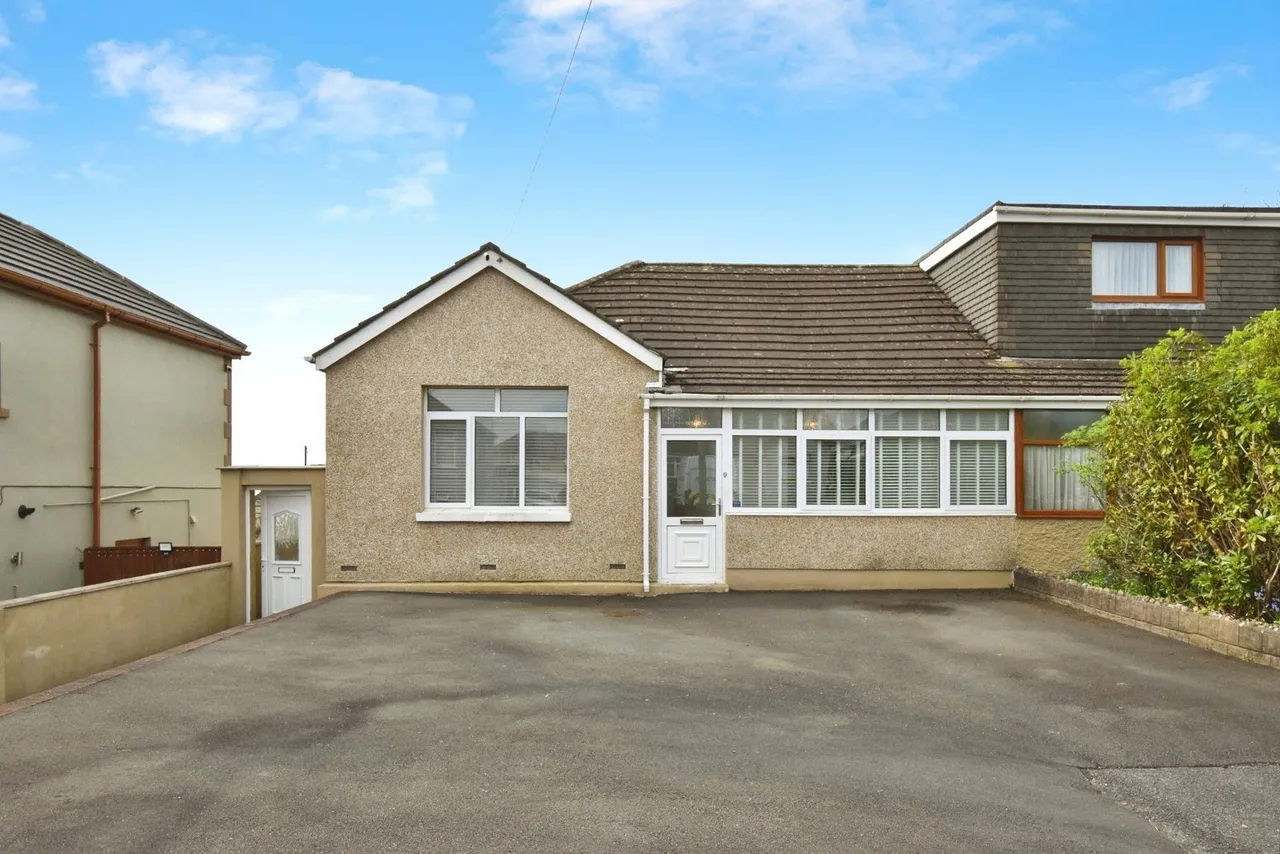 Waun Road, Llanelli, SA15, photo 19