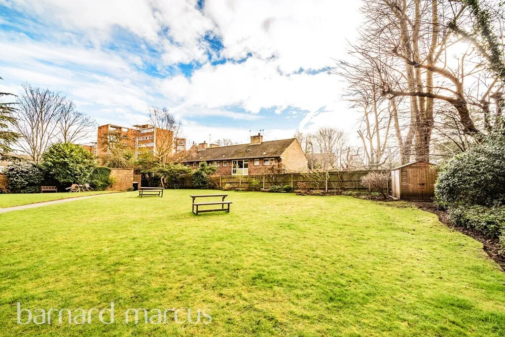 Princes Way, London, SW19, photo 11