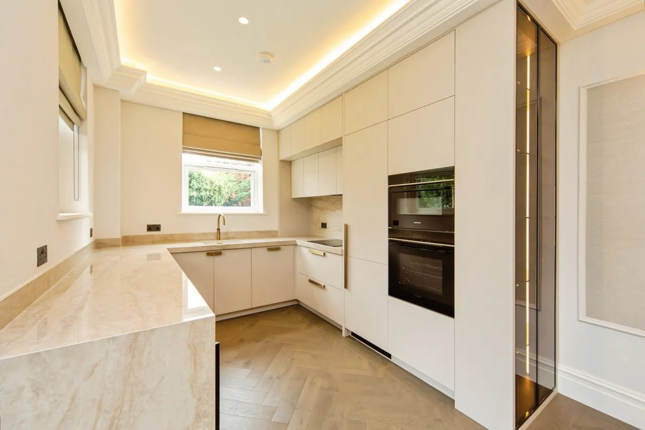 Victoria Road, Formby, L37, photo 9