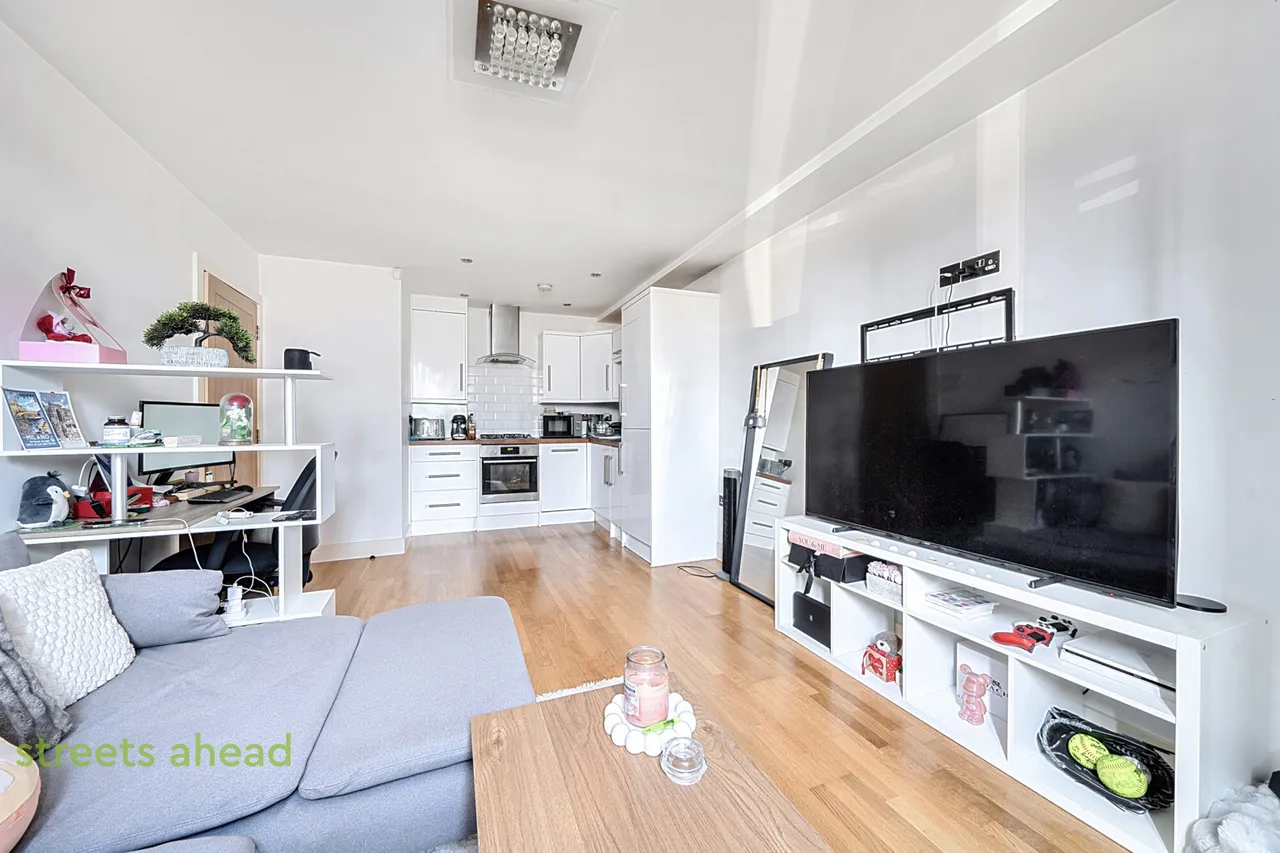 Woodside Green, London, SE25, photo 3