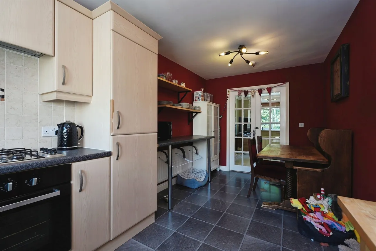 Larch Close, Wheatley, HALIFAX, photo 6