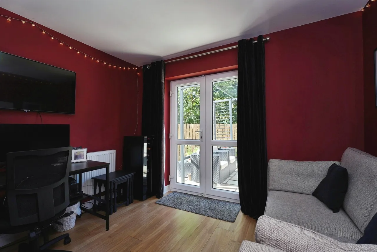 Larch Close, Wheatley, HALIFAX, photo 9