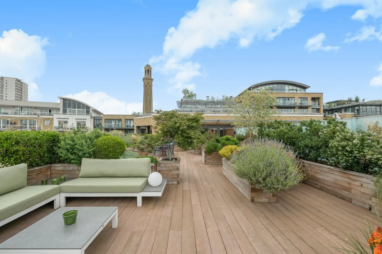 Kew Bridge Road, Brentford, TW8, photo 7