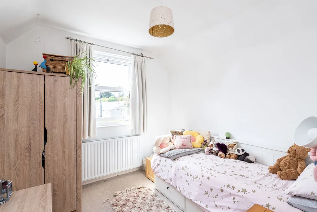 Howard Road, Dorking, RH4, photo 10