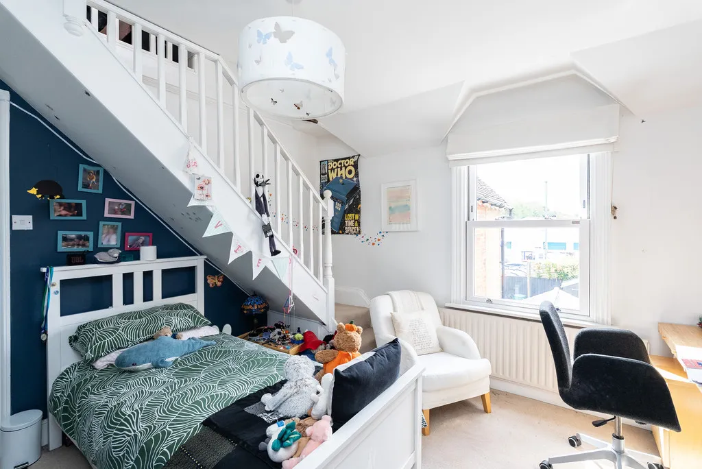 Howard Road, Dorking, RH4, photo 12