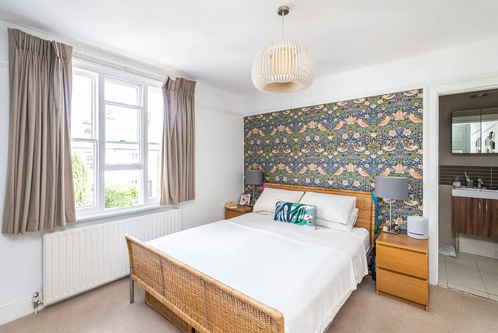 Howard Road, Dorking, RH4, photo 7