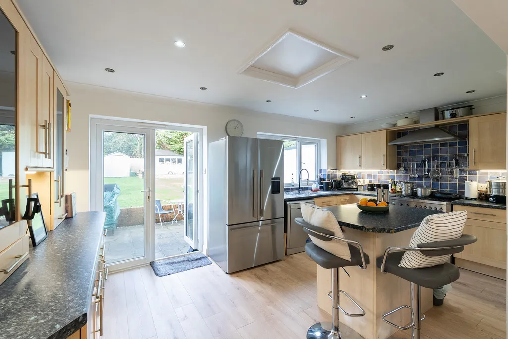 Fairfield Drive, Dorking, RH4, photo 11