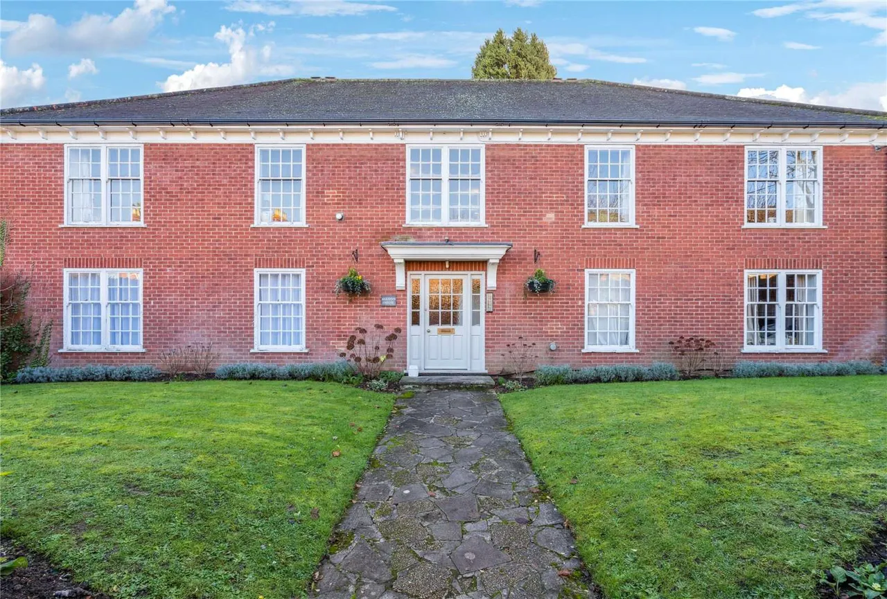 2 bed flat for sale — St. Andrews Road, Henley-on-Thames, Oxfordshire, RG9 1HS