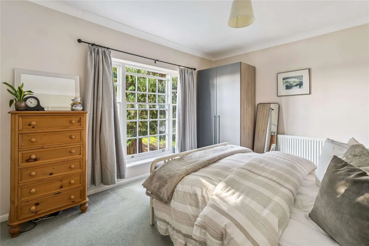 St. Andrews Road, Henley-on-Thames, Oxfordshire, RG9 1HS, photo 5