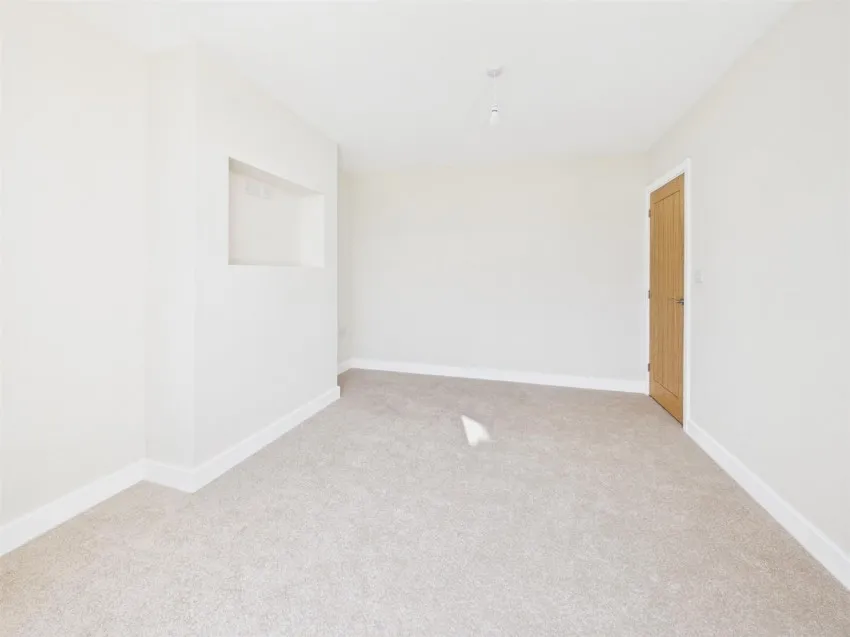 Old Cheltenham Road, Longlevens, photo 12
