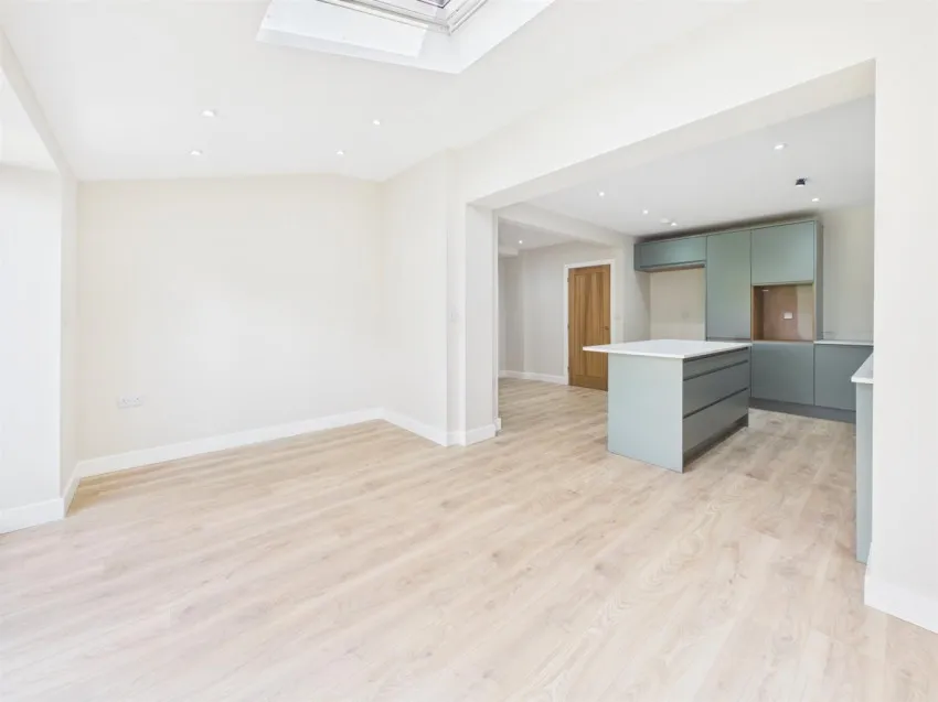 Old Cheltenham Road, Longlevens, photo 10