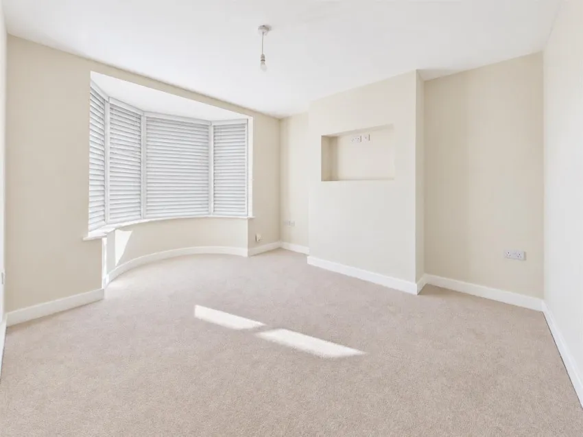 Old Cheltenham Road, Longlevens, photo 3