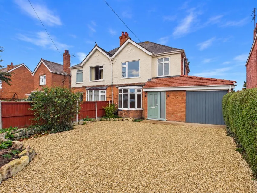 3 bed house for sale, Old Cheltenham Road, Longlevens