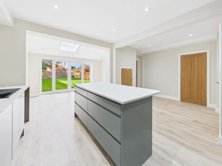 Old Cheltenham Road, Longlevens, photo 8