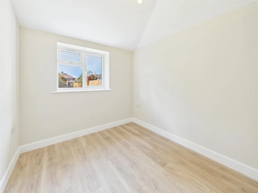 Old Cheltenham Road, Longlevens, photo 11