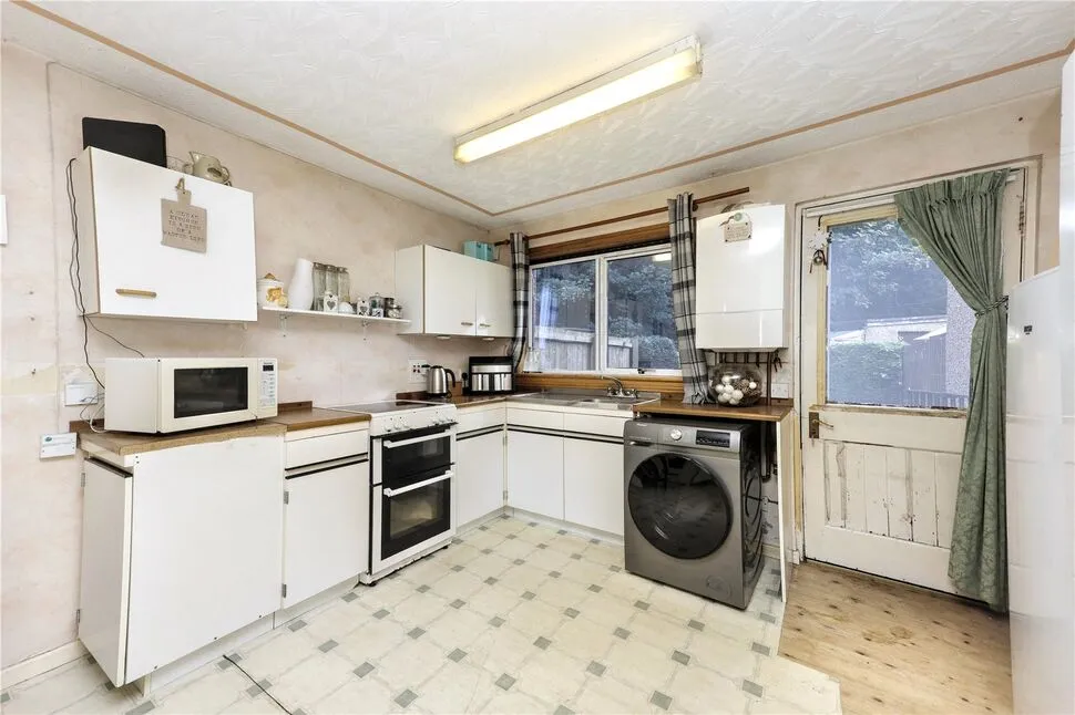 Julian Court, Glenrothes, Fife, KY7, photo 9