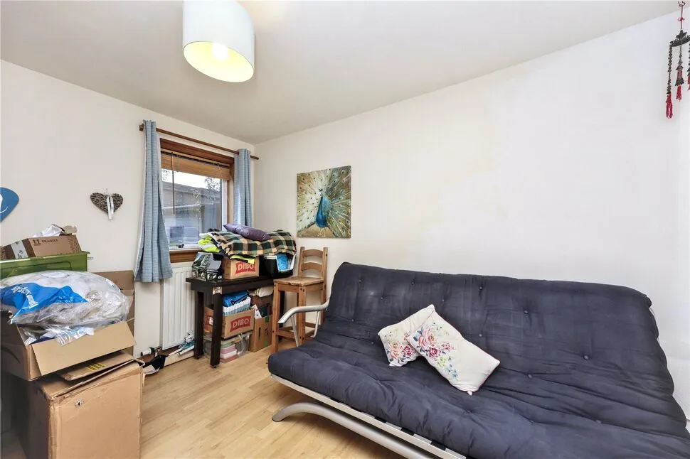 Julian Court, Glenrothes, Fife, KY7, photo 11