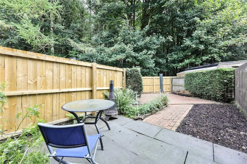 Julian Court, Glenrothes, Fife, KY7, photo 4