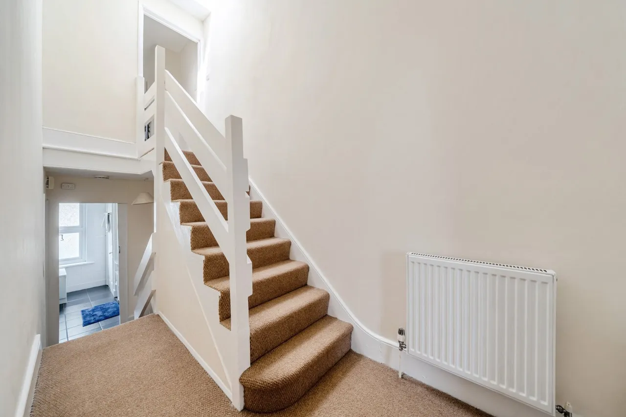 Glenwood Road, SE6, photo 15