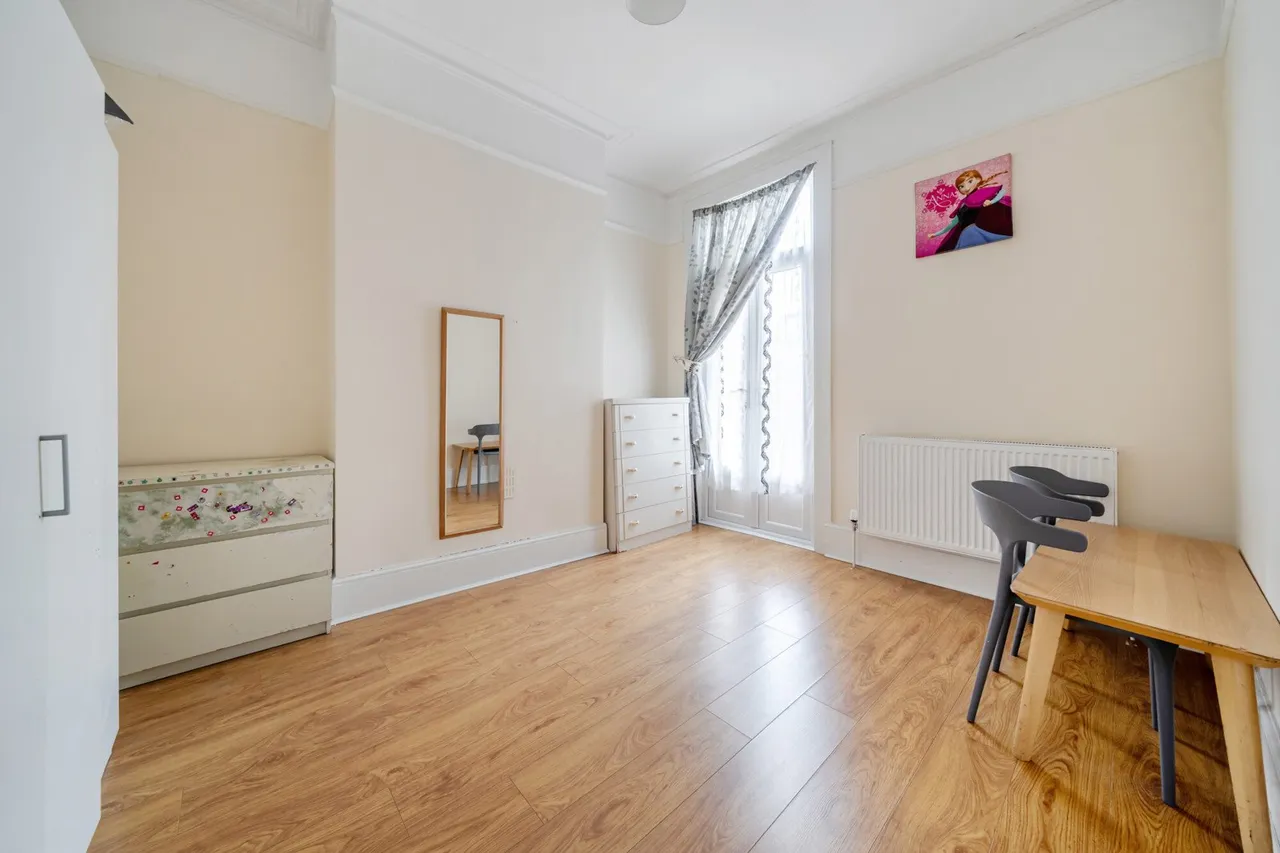 Glenwood Road, SE6, photo 5