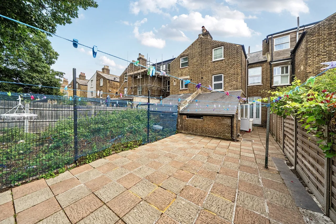 Glenwood Road, SE6, photo 14