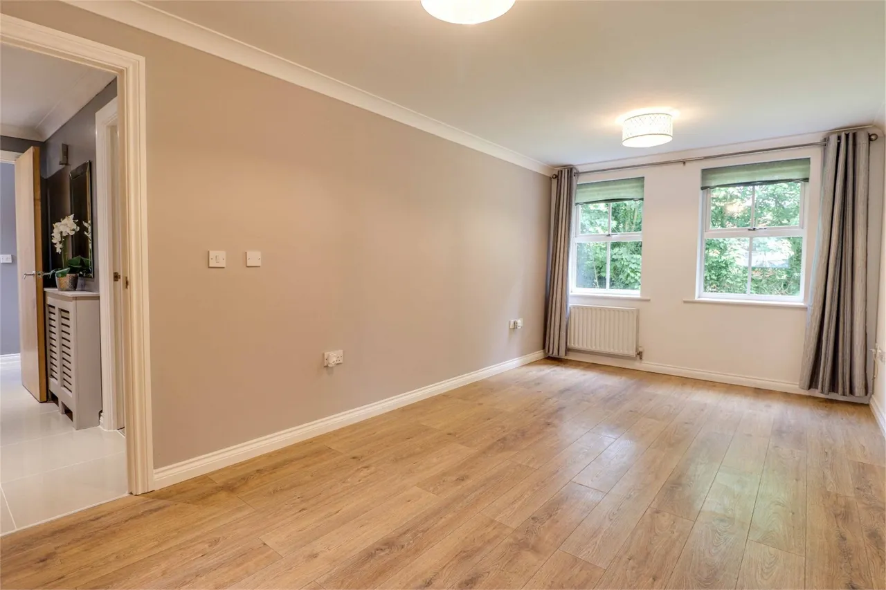 London Road, Sawbridgeworth, CM21, photo 2