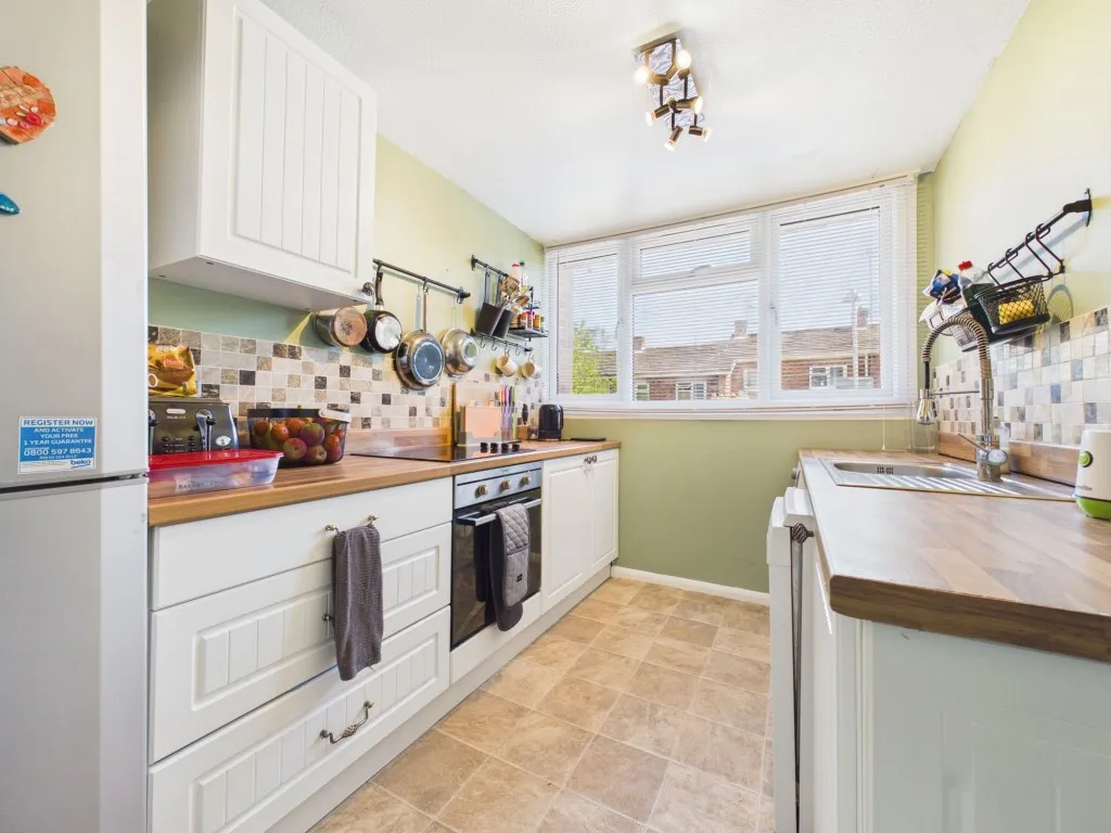 Eskin Close, Tilehurst, RG30, photo 3
