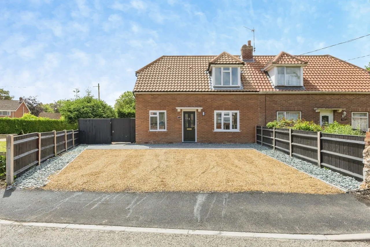 The Street, Bridgham, Norfolk, NR16, photo 24
