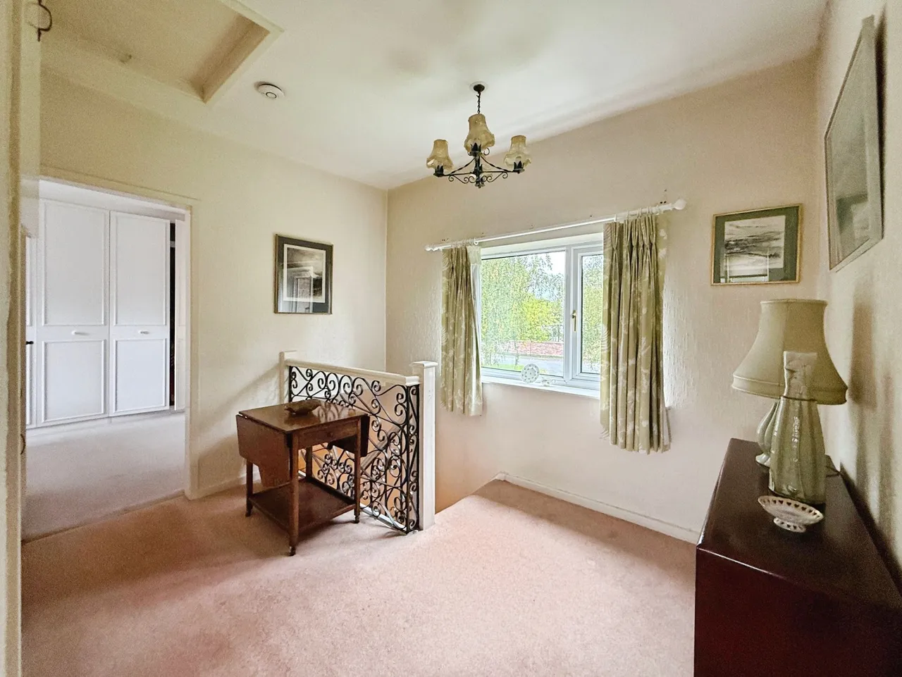 Ladythorn Crescent, Stockport, photo 14