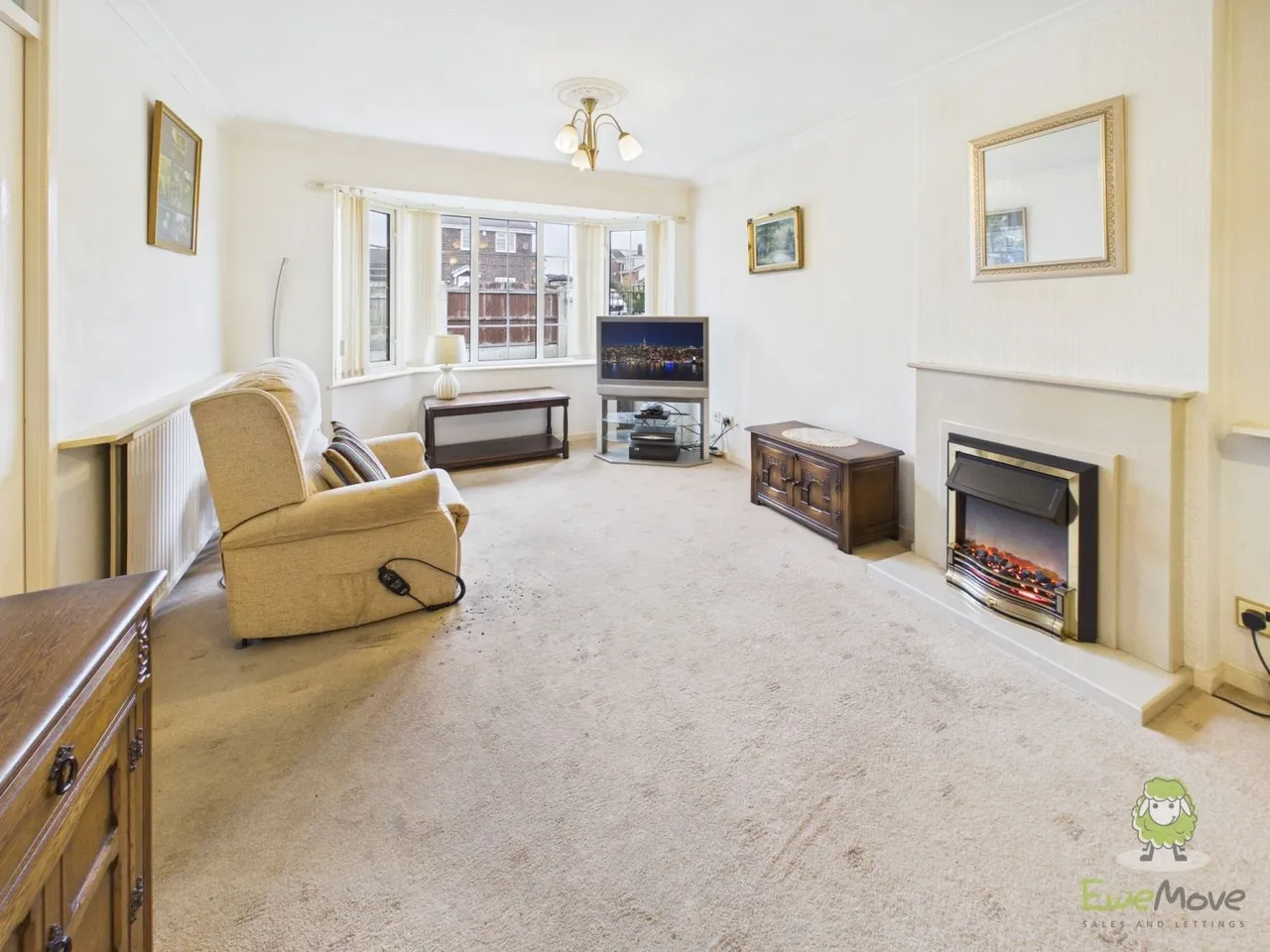 Avon Close, Maltby, S66, photo 6